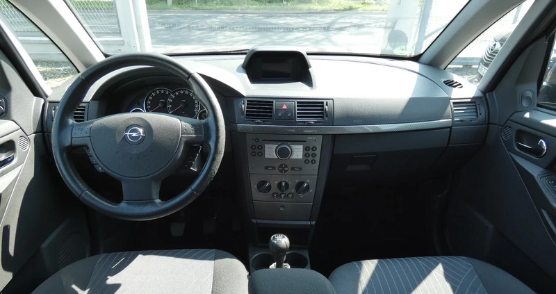 Opel Meriva cena 13700 przebieg: 106000, rok produkcji 2006 z Kobyłka małe 466
